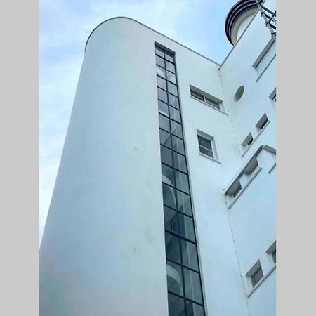 Elegant Studio Et Parking Dans Batiment Historique Saint-Tropez Exterior photo