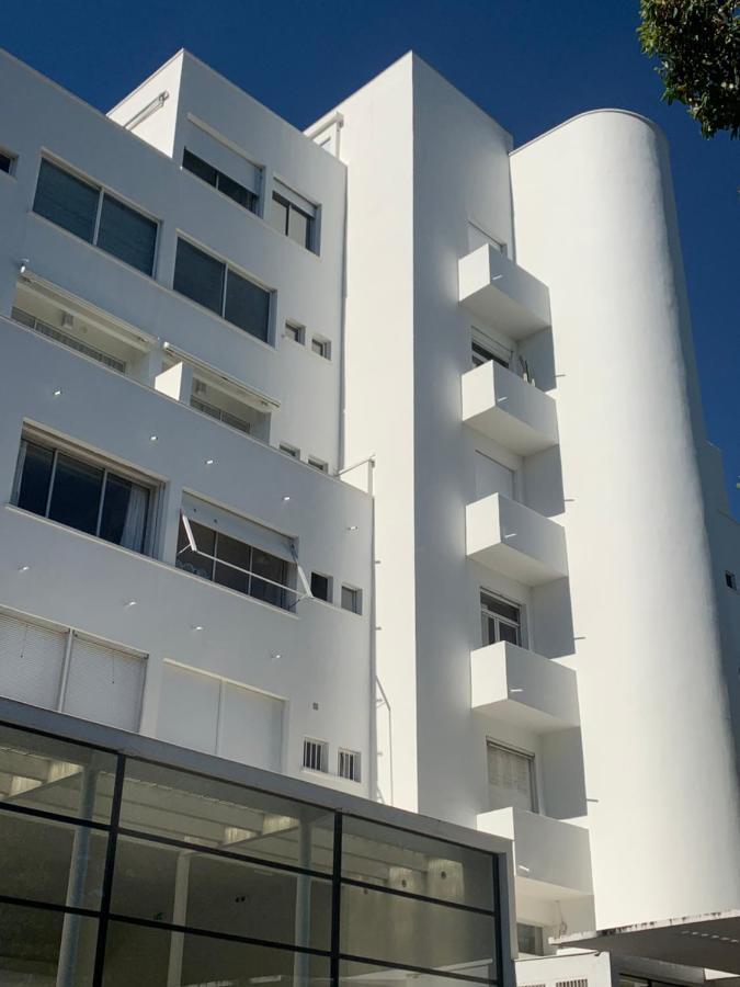Elegant Studio Et Parking Dans Batiment Historique Saint-Tropez Exterior photo